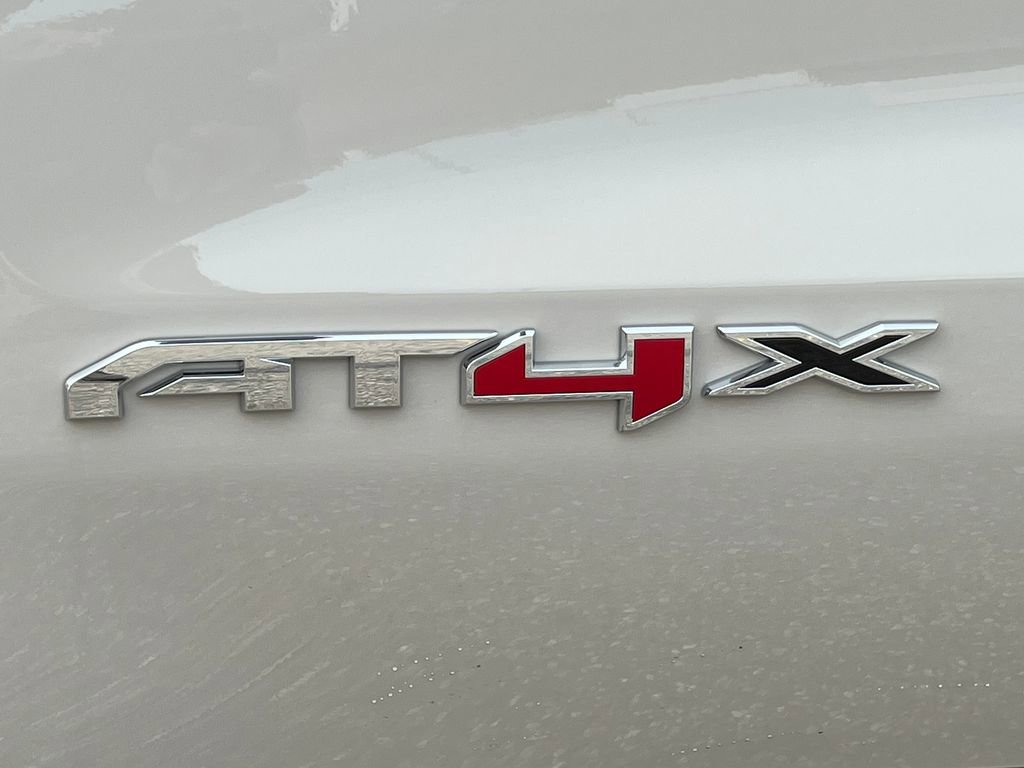 New 2026 GMC Sierra 1500 AT4X image 17