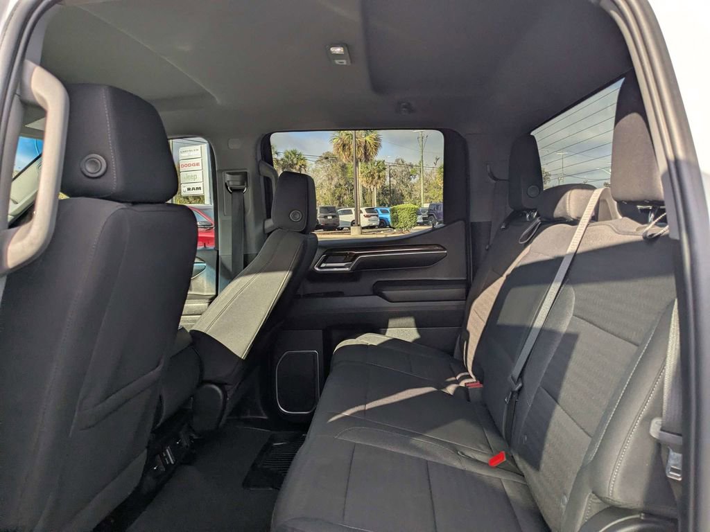 Used 2024 GMC Sierra 1500 SLE image 14