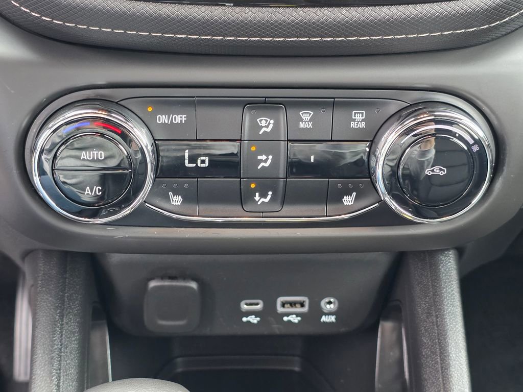 Used 2023 Chevrolet TrailBlazer ACTIV w/ Convenience Package image 22