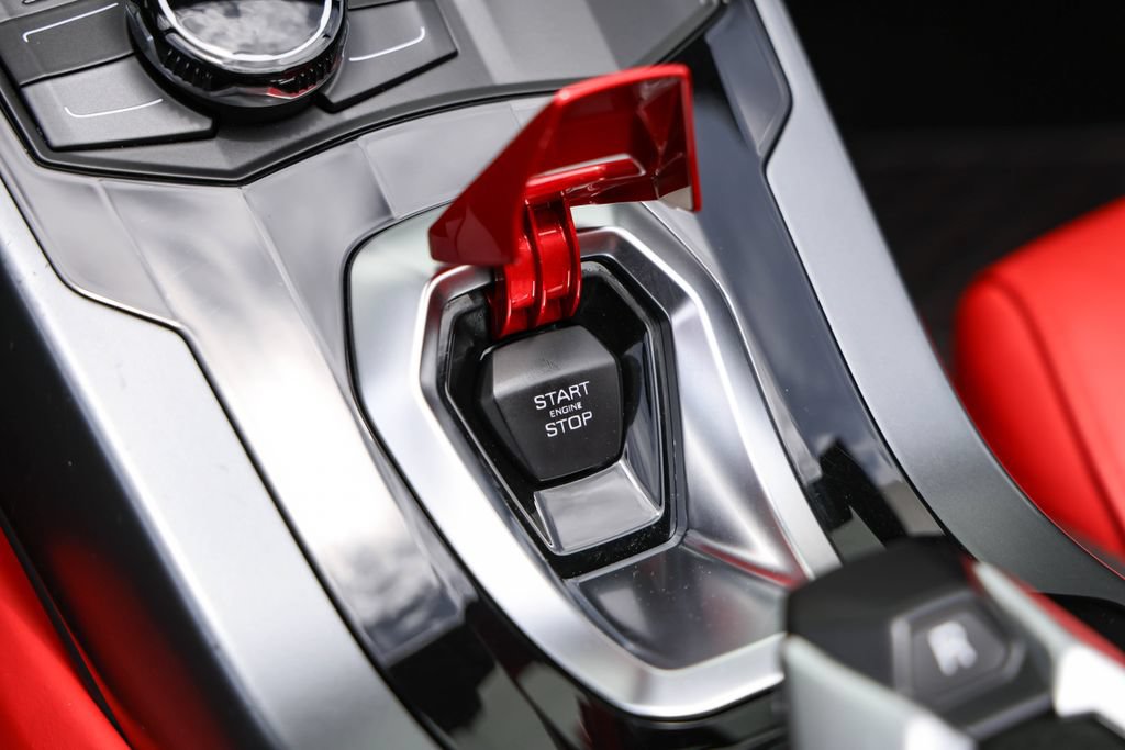 Used 2019 Lamborghini Huracan LP 580-2 RWD image 15
