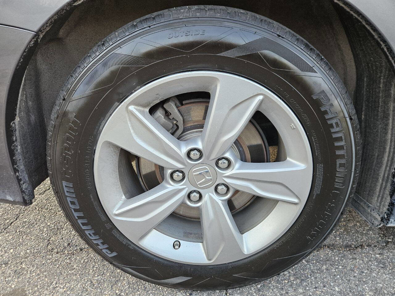 Used 2018 Honda Odyssey EX image 28