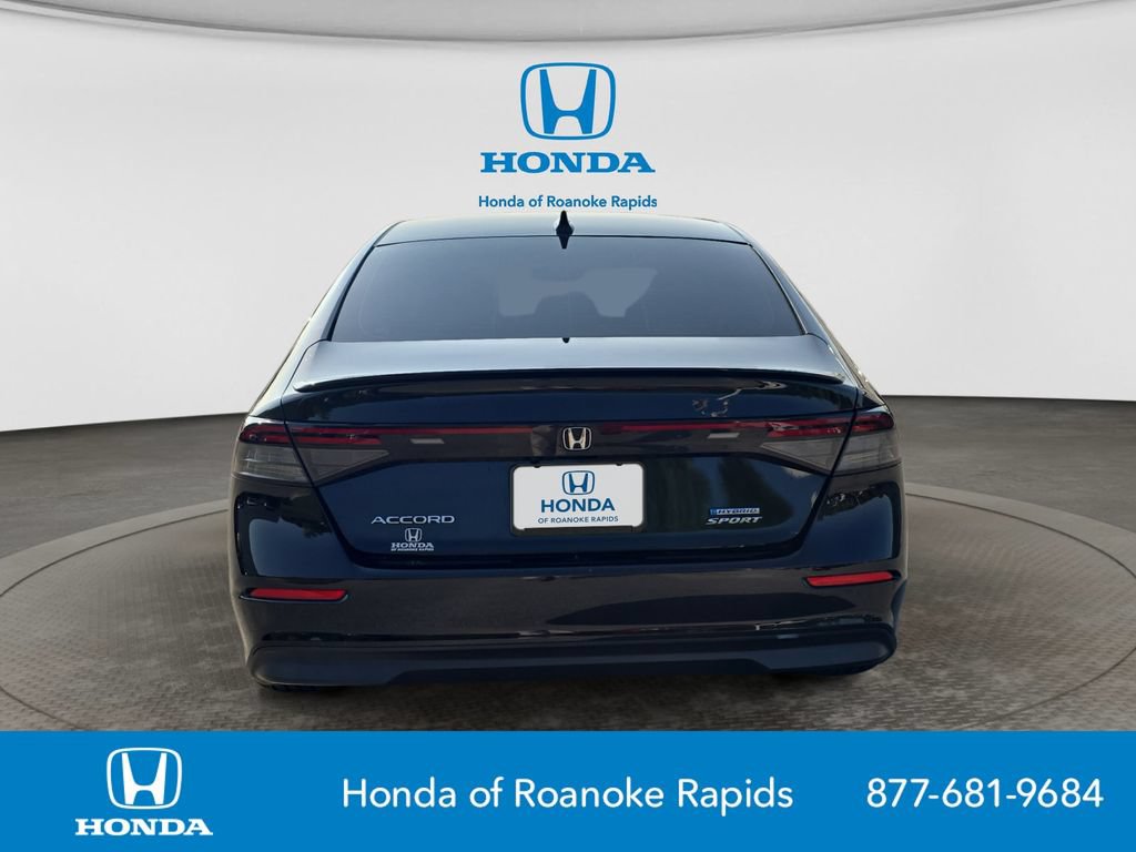 Used 2023 Honda Accord Sport image 4