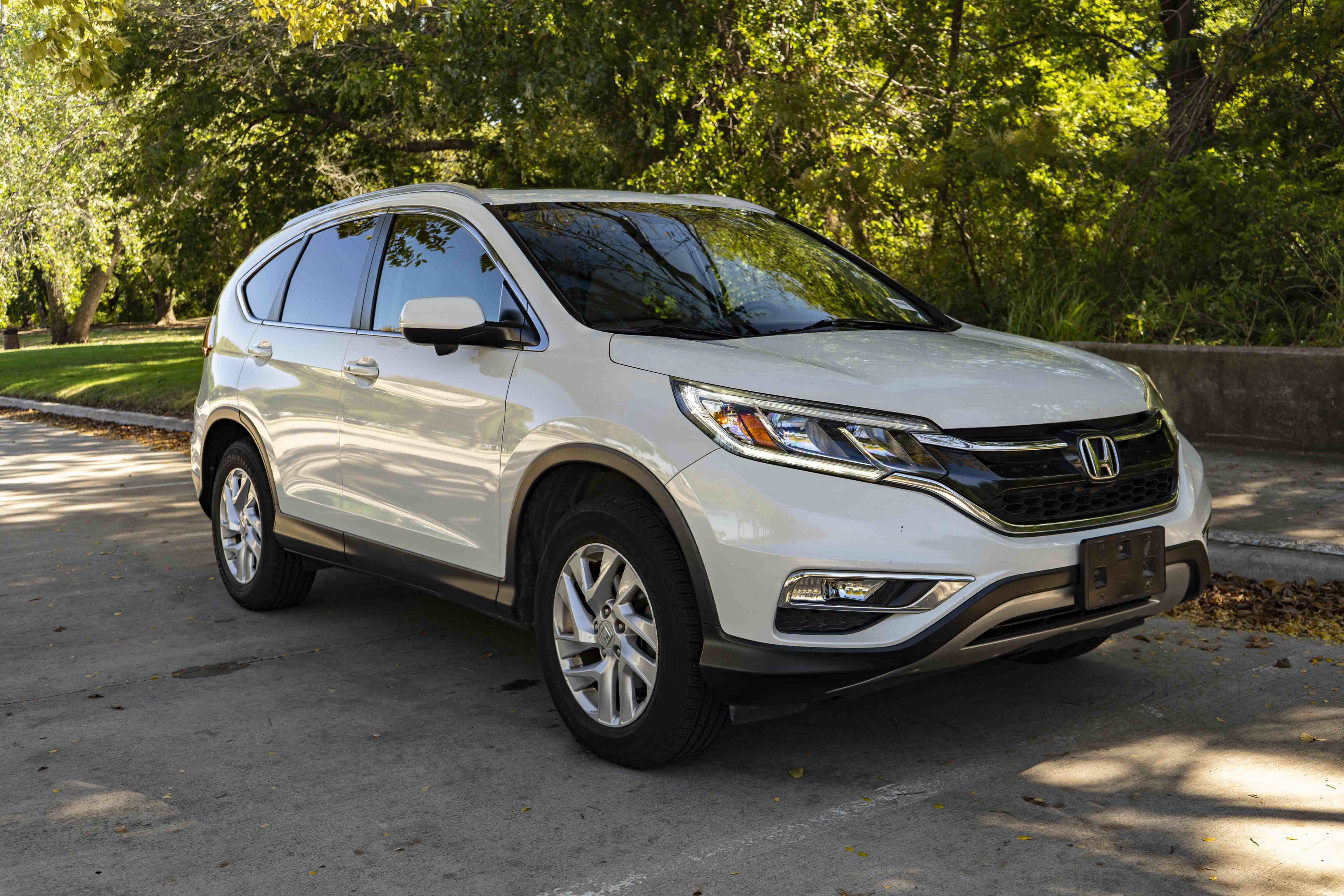 Used 2015 Honda CR-V EX-L image 2
