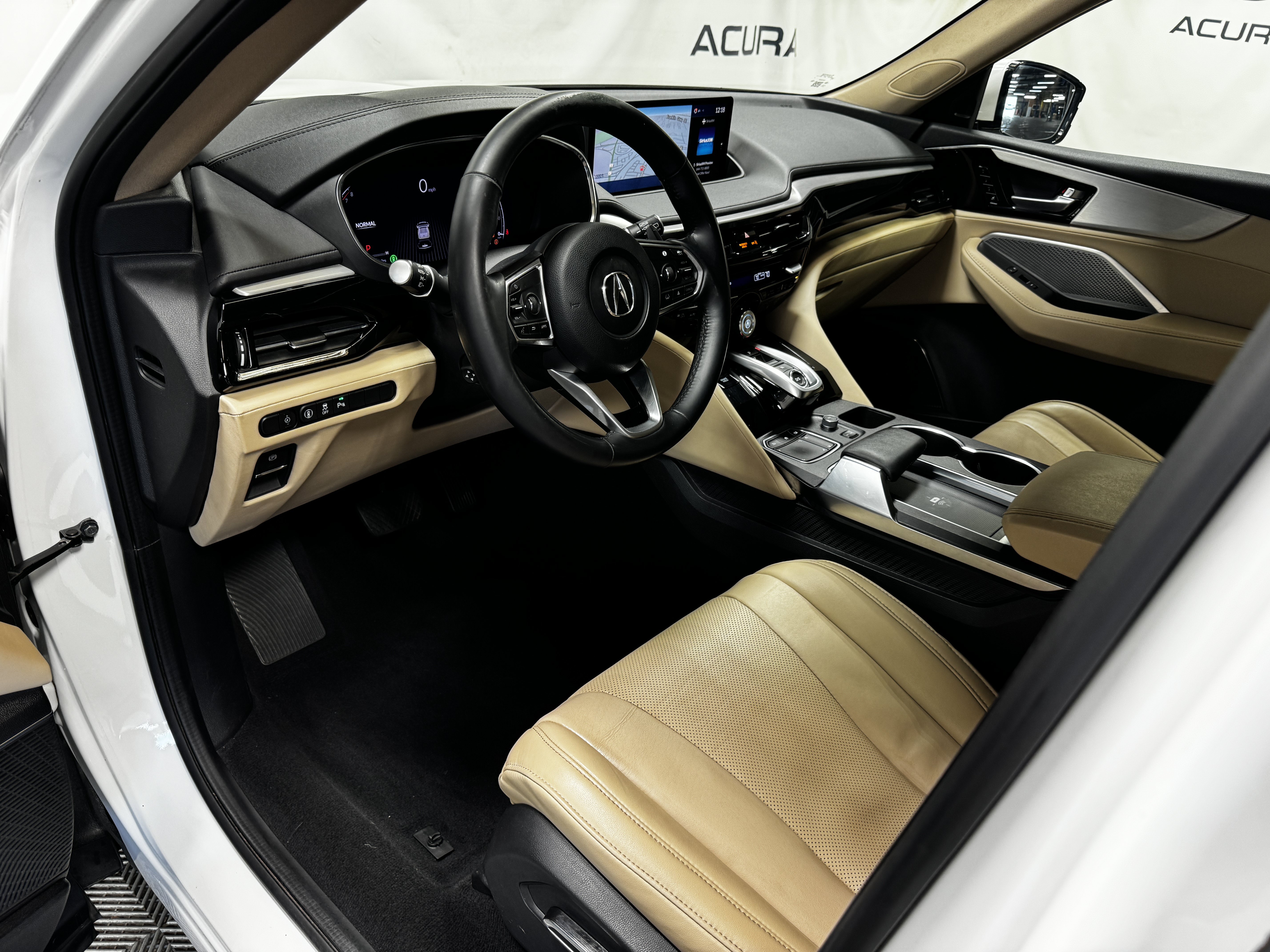 Used 2022 Acura MDX w/ Technology Package FWD image 10