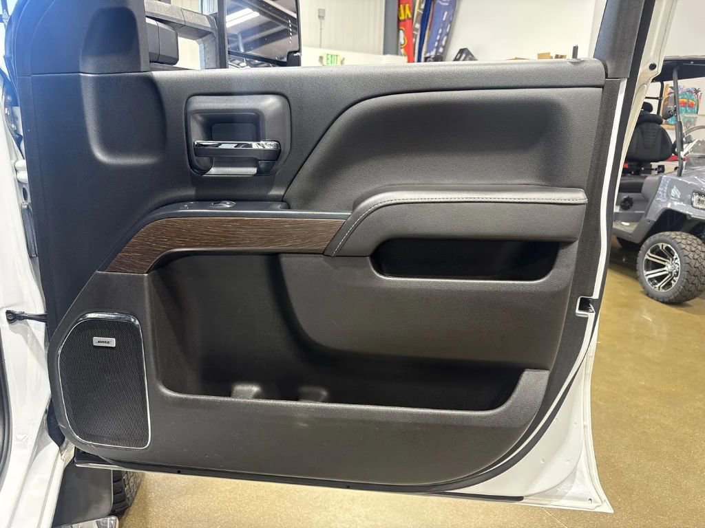 Used 2017 GMC Sierra 3500 Denali image 16