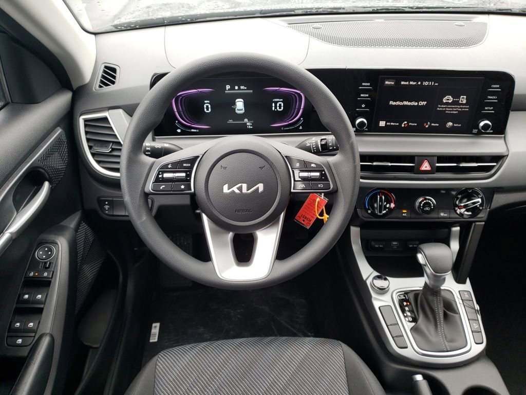 New 2026 Kia Seltos LX image 11