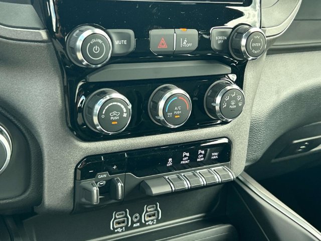 New 2027 RAM 1500 Express AWD/4WD image 30