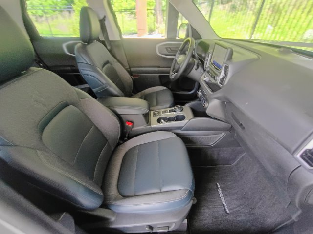 Used 2021 Ford Bronco Sport Outer Banks w/ Outer Banks Package AWD/4WD image 46