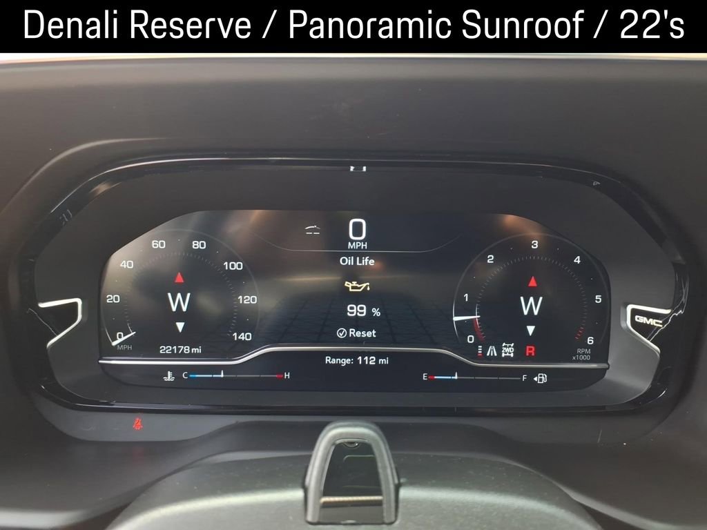 Used 2024 GMC Yukon Denali w/ Denali Reserve Package image 28