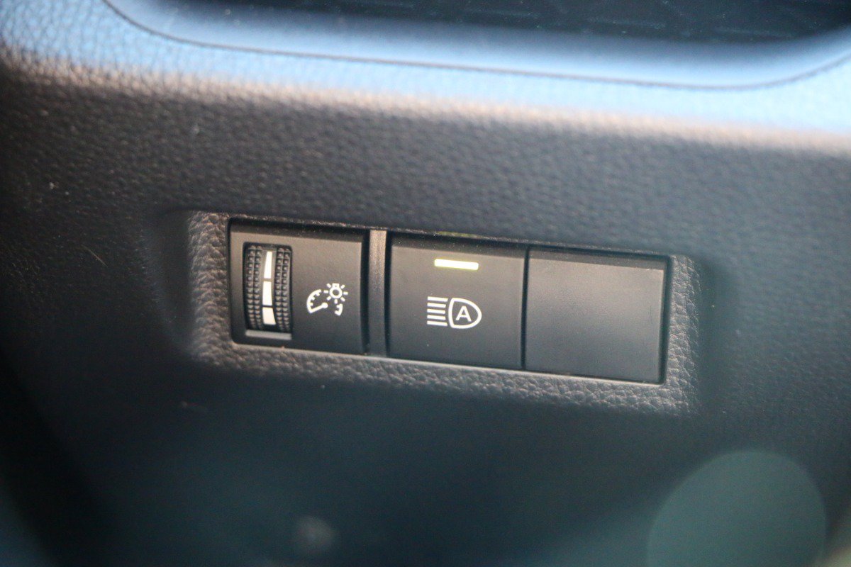 Used 2022 Toyota RAV4 SE AWD/4WD image 20