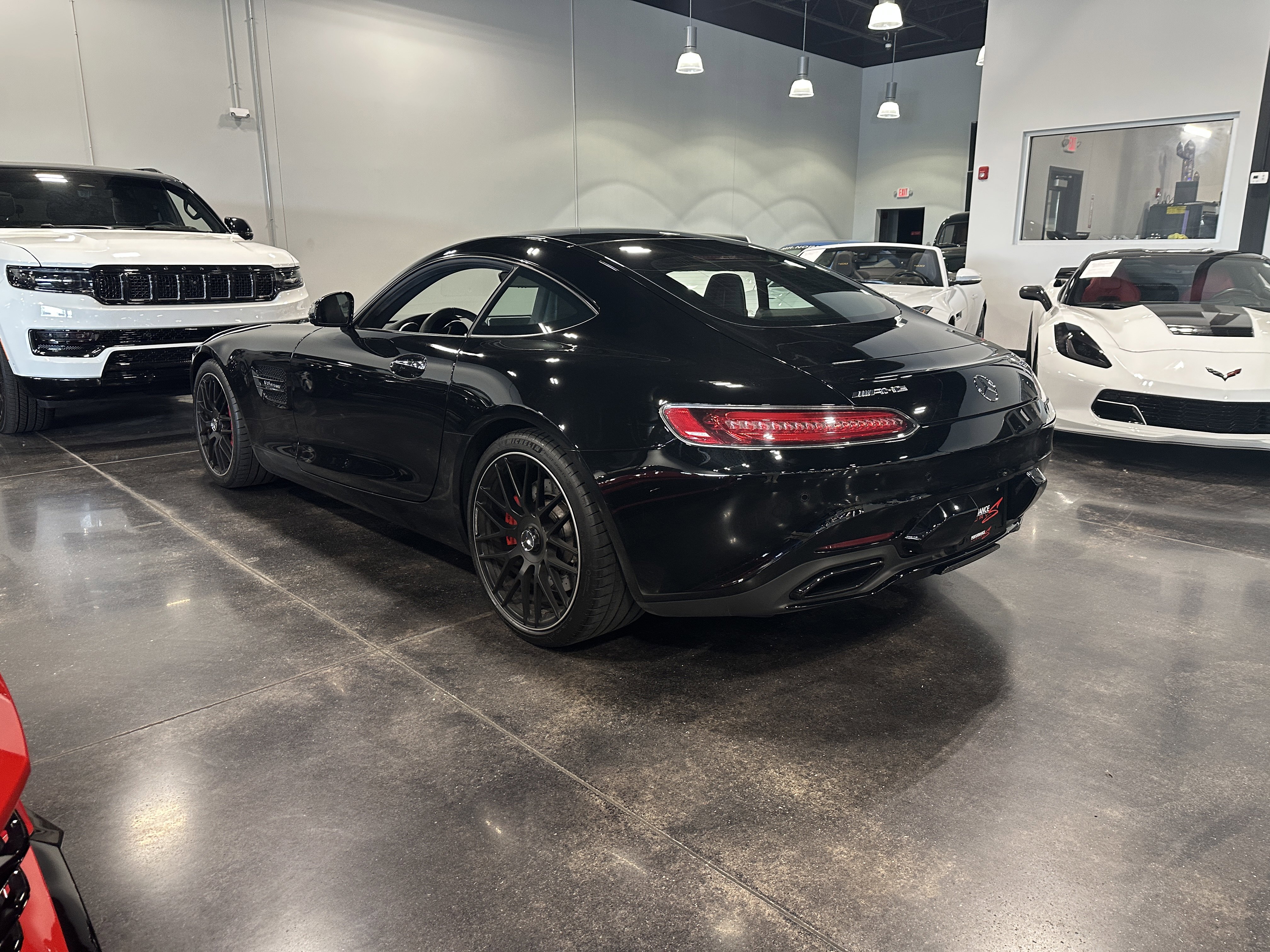 Used 2016 Mercedes-Benz AMG GT S image 4