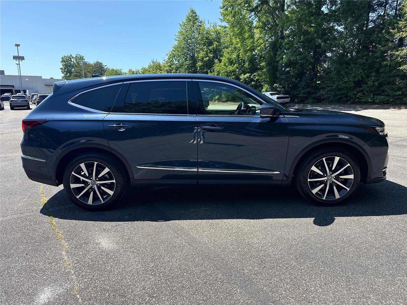Used 2025 Acura MDX FWD w/ Technology Package image 5