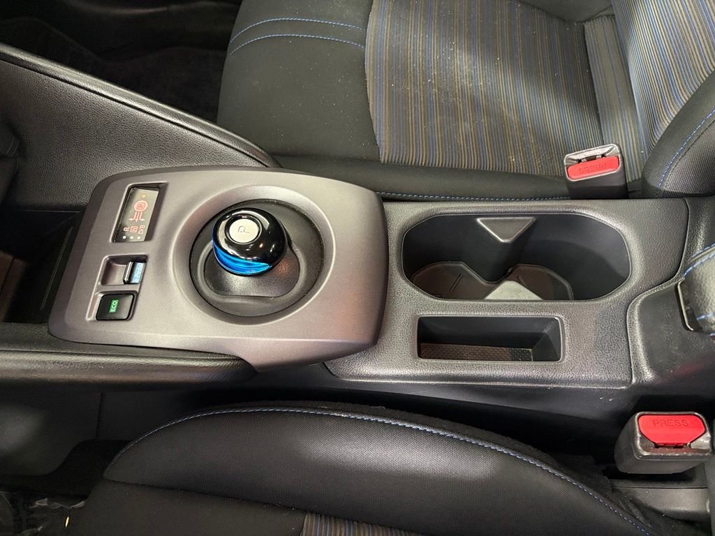 Used 2025 Nissan Leaf S FWD image 29
