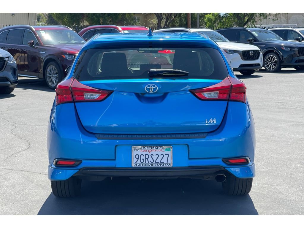 Used 2017 Toyota Corolla iM w/ Carpet Mat Package FWD image 5