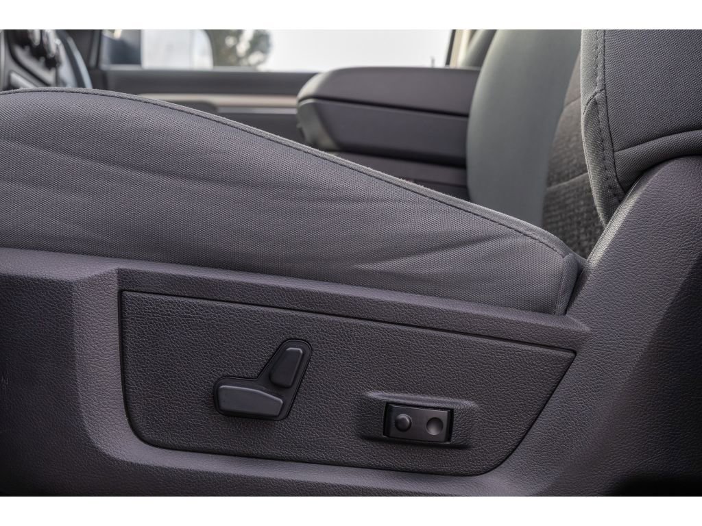 Used 2017 RAM 2500 Big Horn image 16