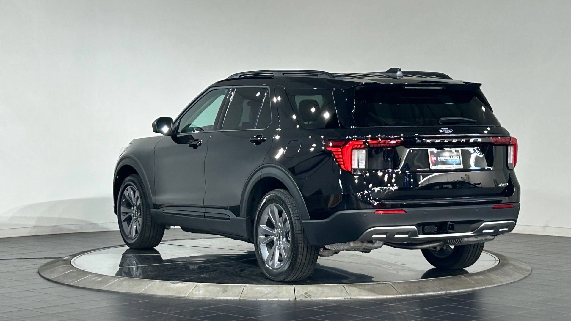 New 2026 Ford Explorer Active w/ Active Comfort Package AWD/4WD image 7