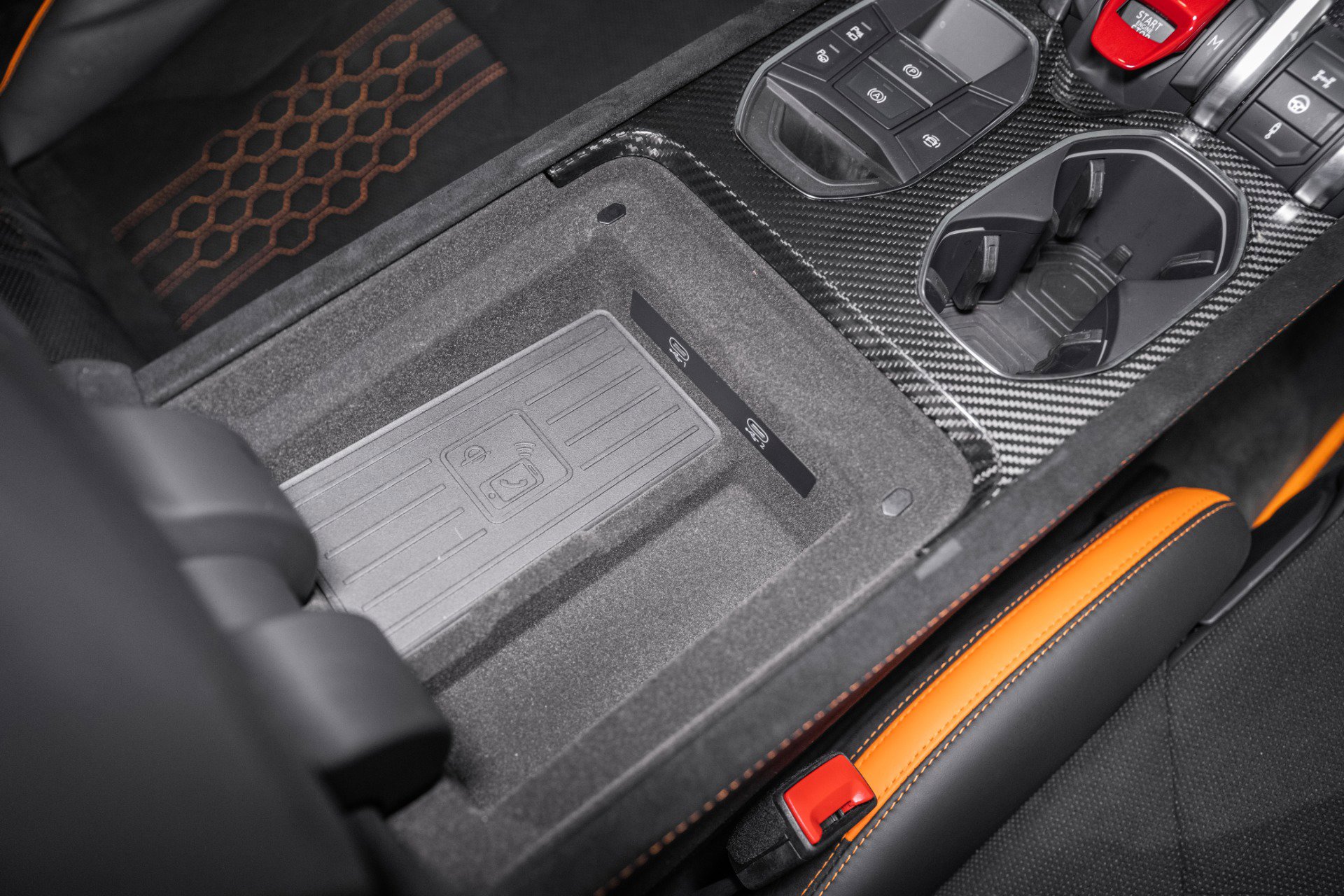 Used 2024 Lamborghini Urus Performante image 49