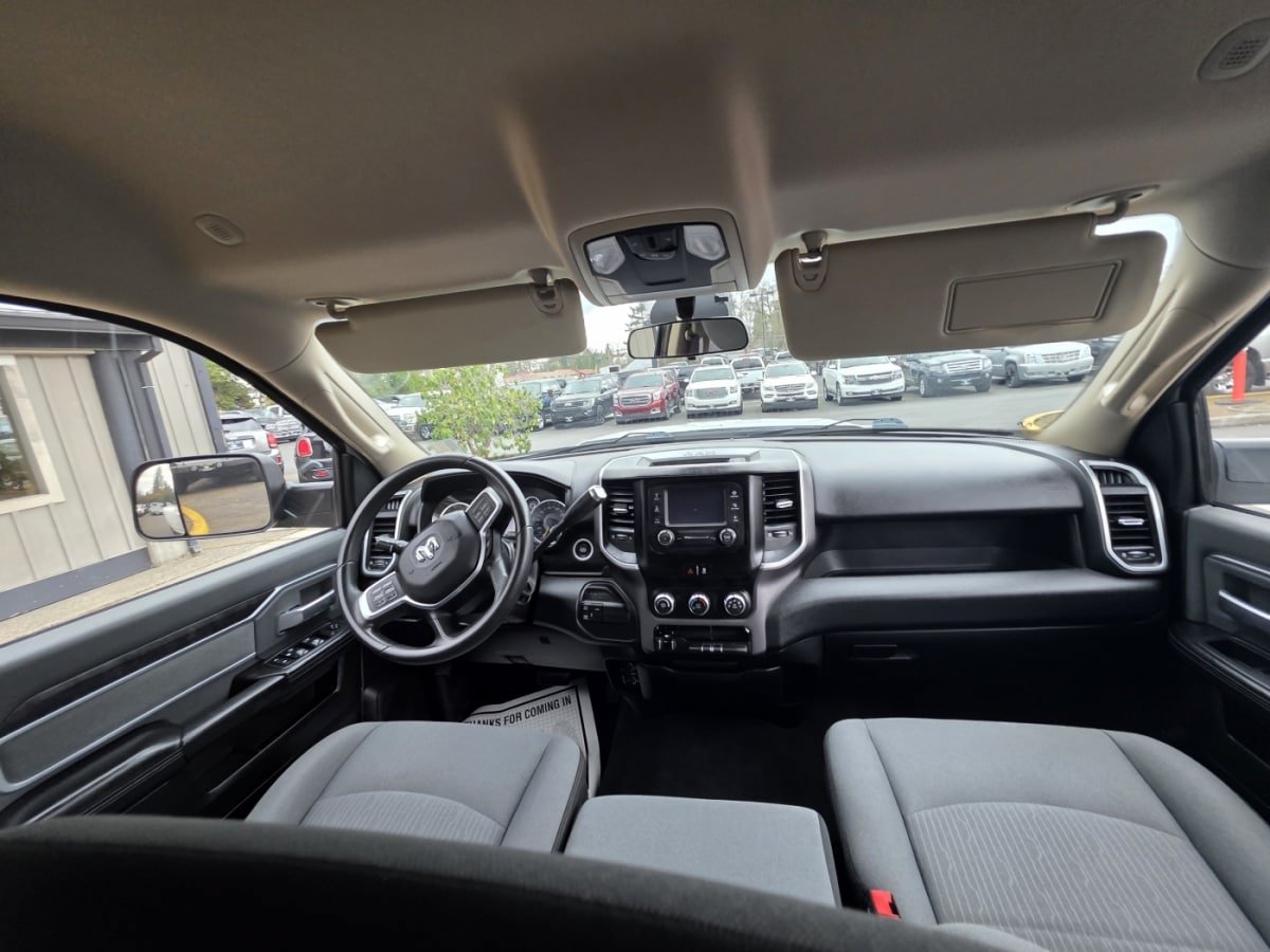 Used 2020 RAM 3500 Big Horn AWD/4WD image 12