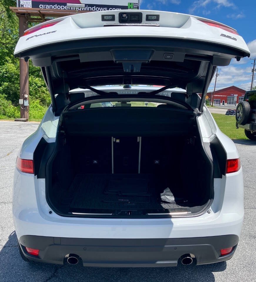 Used 2020 Jaguar F-PACE Prestige AWD/4WD image 6