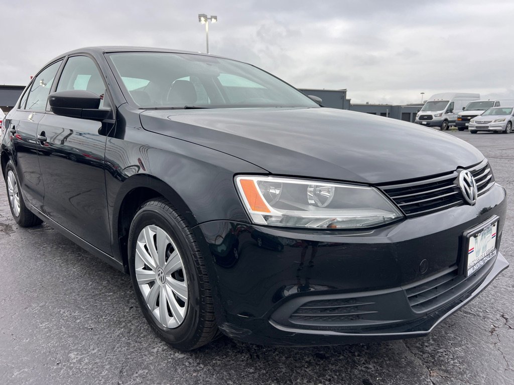 Used 2011 Volkswagen Jetta Sedan image 1