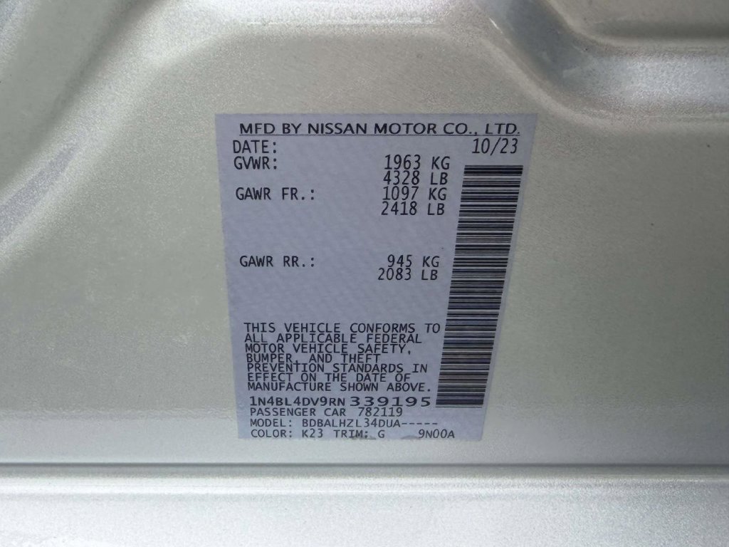 Used 2024 Nissan Altima 2.5 SV FWD image 23