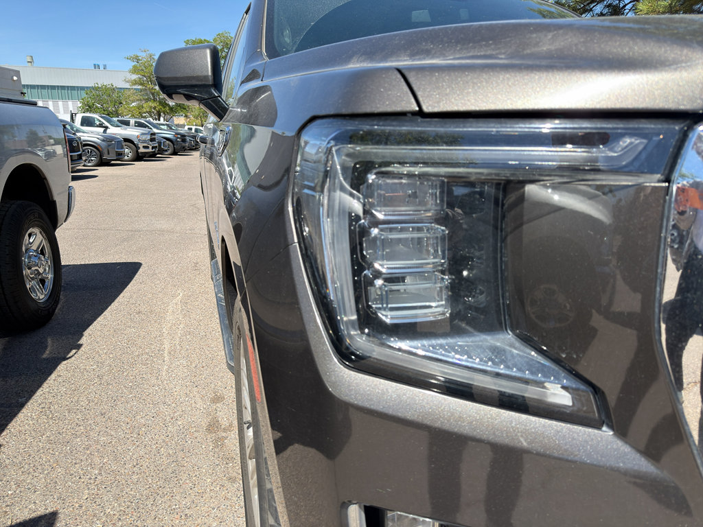 Used 2021 GMC Yukon SLE RWD image 4