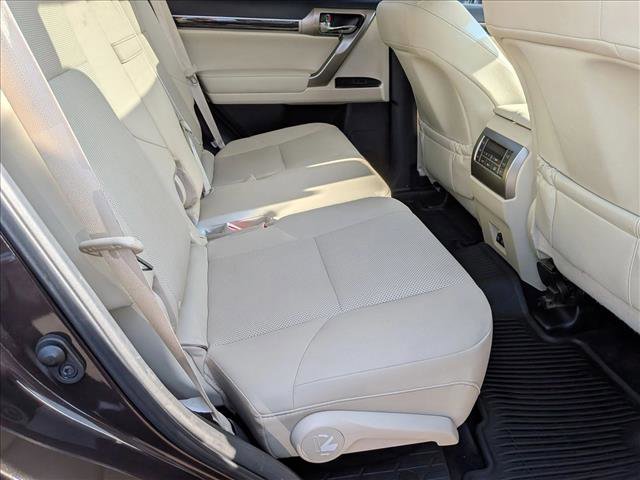 Used 2020 Lexus GX 460 Premium w/ Premium Package image 22