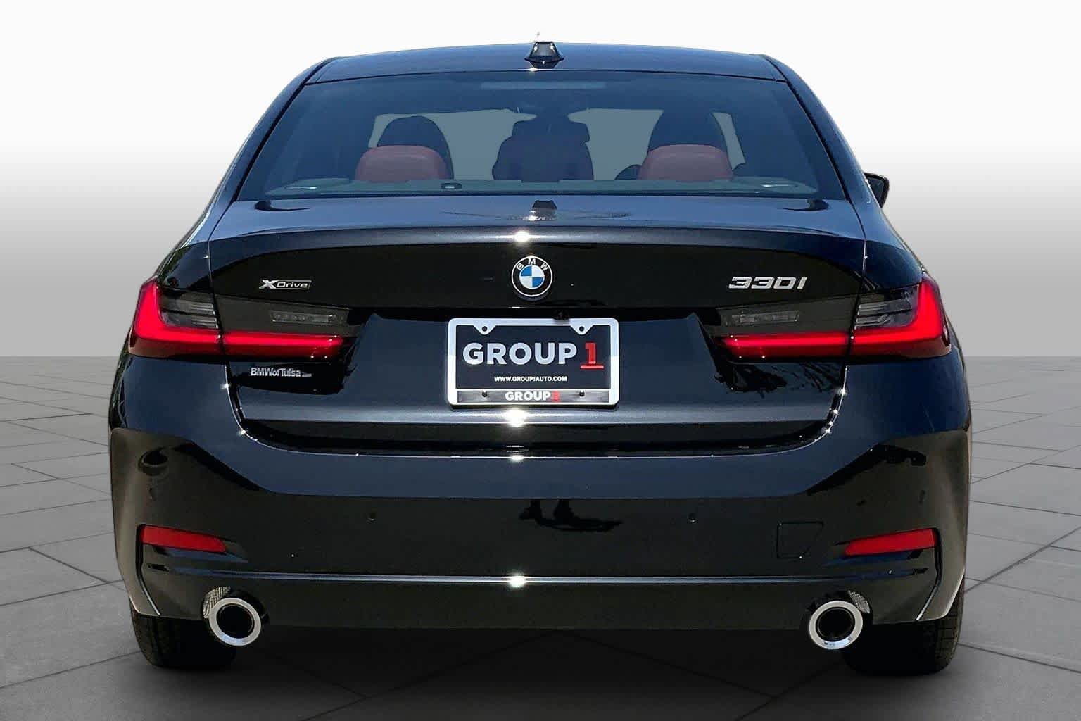 New 2026 BMW 330i xDrive Sedan w/ Premium Package AWD/4WD image 4