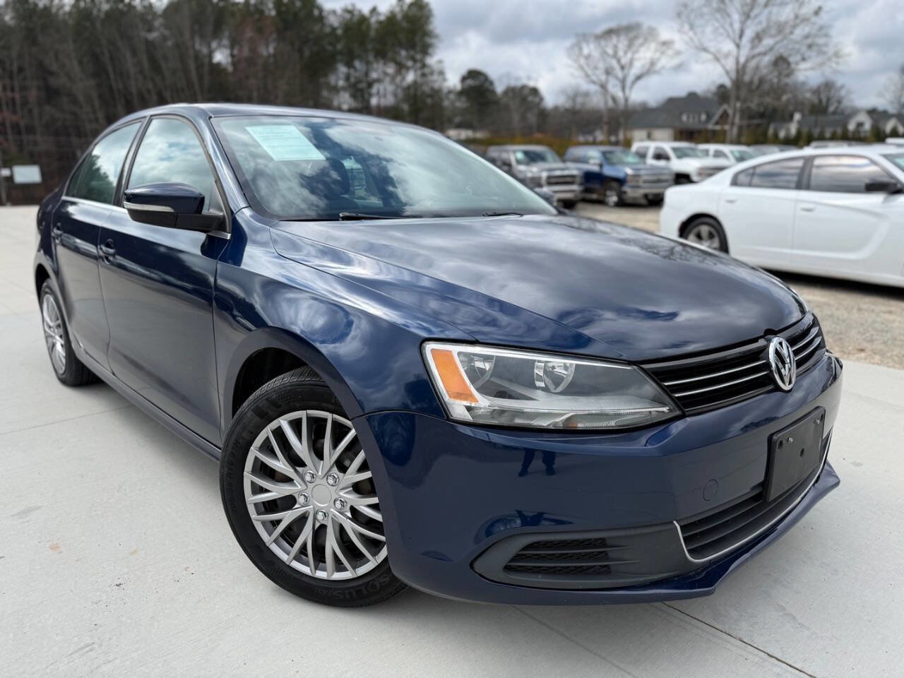 Used 2013 Volkswagen Jetta SE image 3