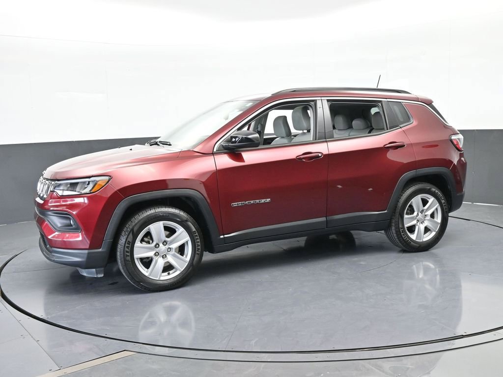 Used 2022 Jeep Compass Latitude w/ Sun and Sound Group video 2