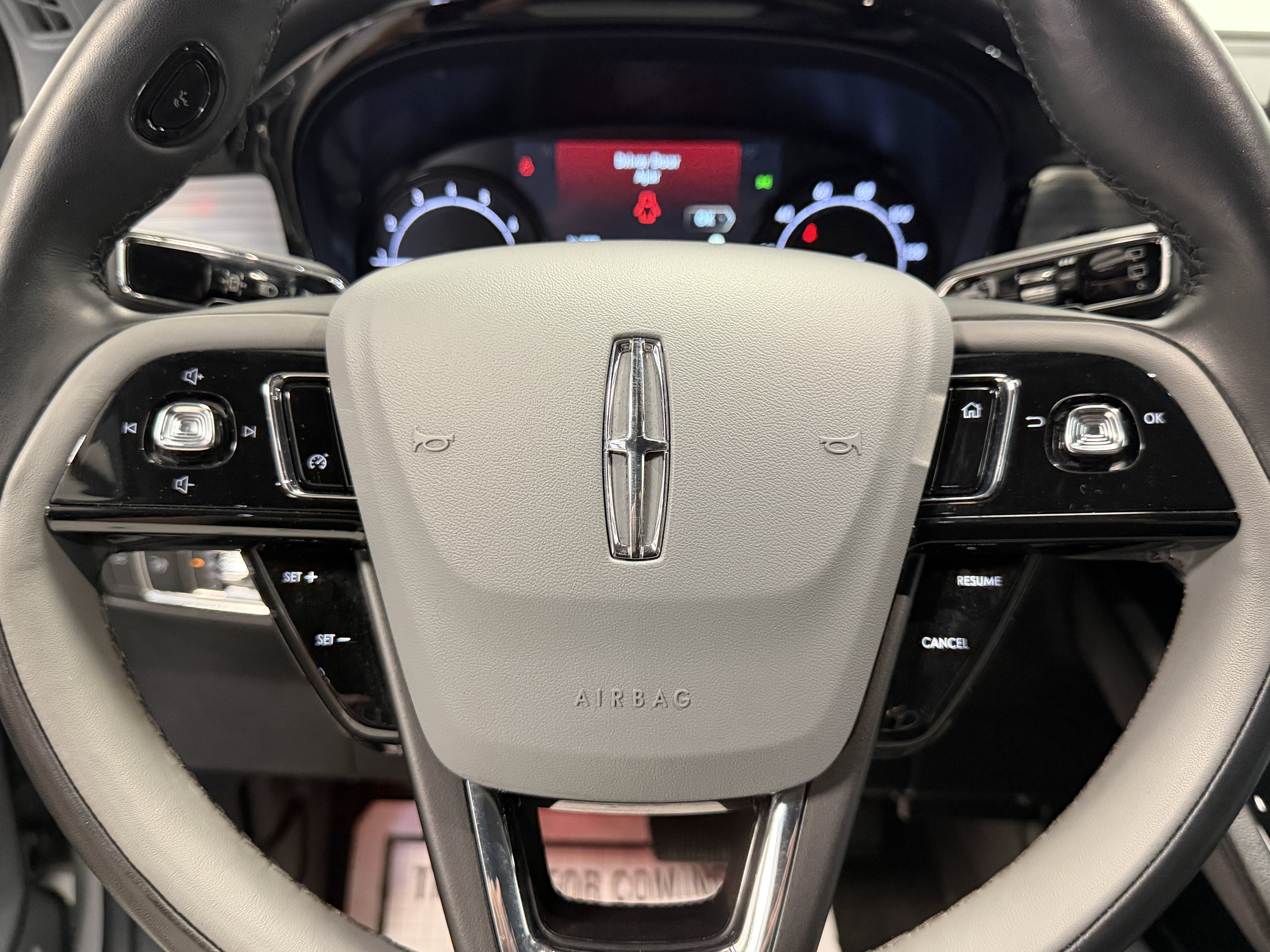 Used 2022 Lincoln Corsair FWD w/ Premium Package image 15