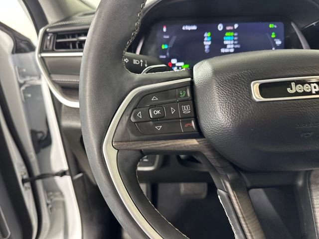 Used 2022 Jeep Grand Cherokee Limited 4xe w/ Luxury Tech Group II image 15