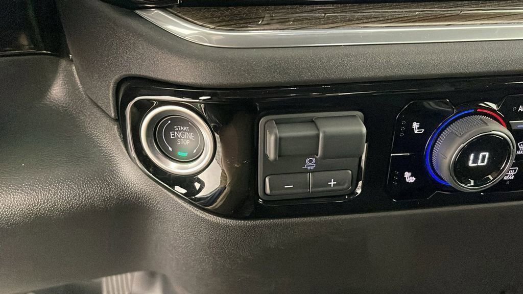 New 2025 Chevrolet Silverado 2500 LT w/ Convenience Package image 27