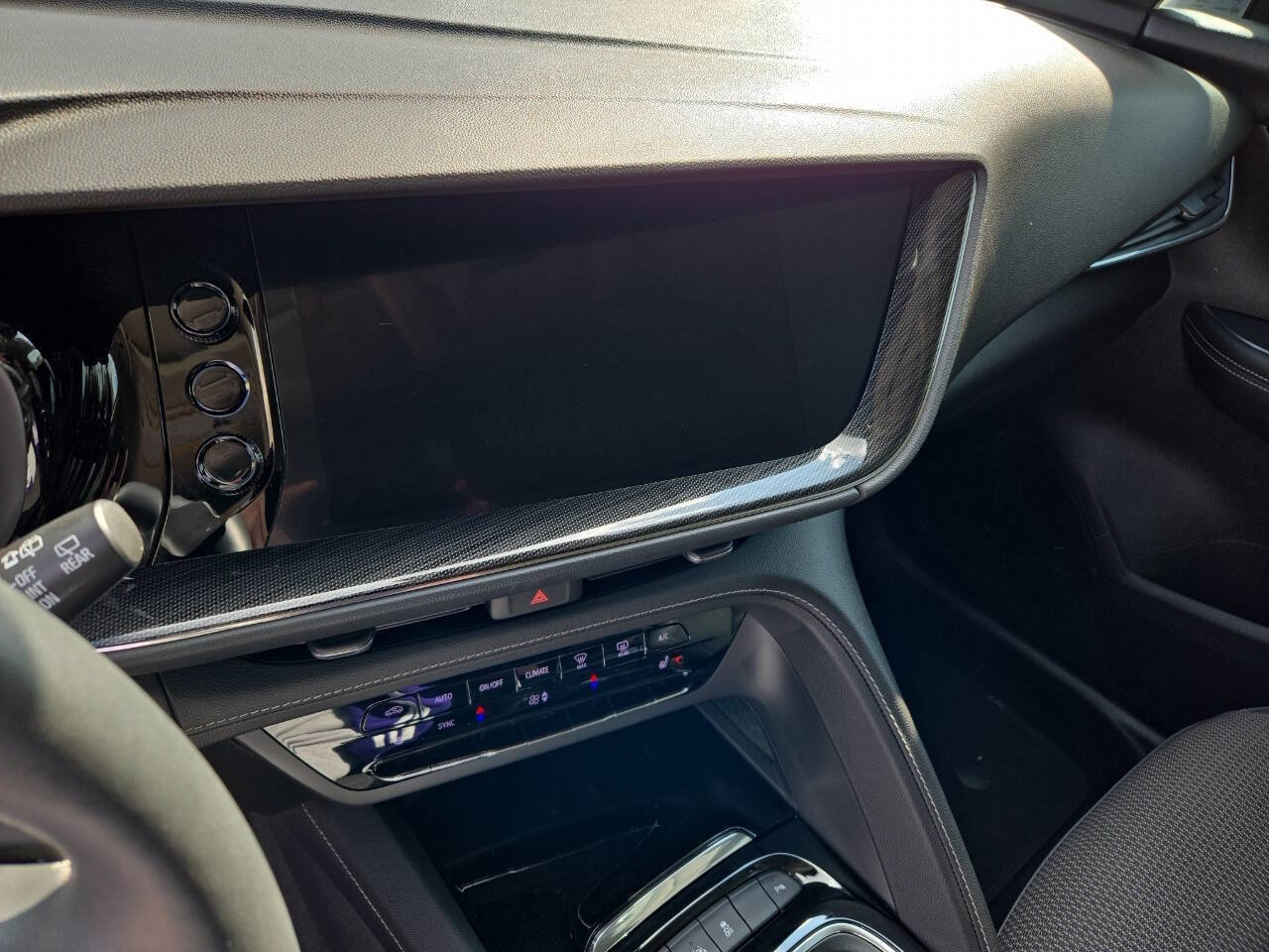 Used 2023 Buick Envision Preferred image 34