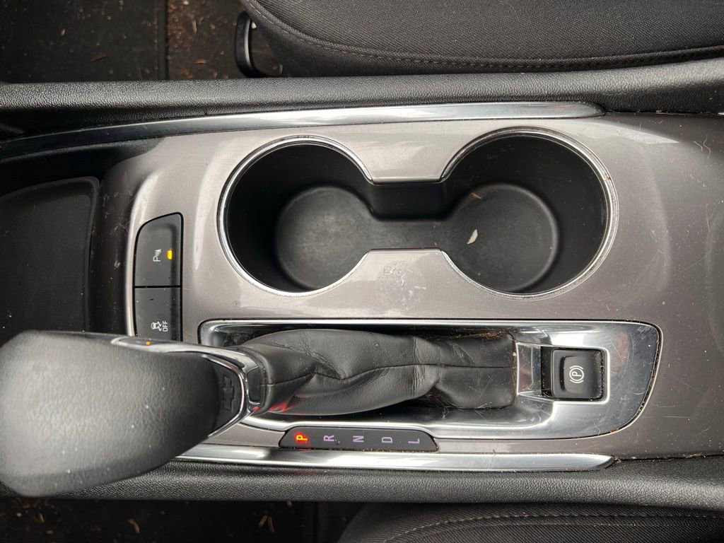 Used 2024 Chevrolet Malibu LT image 19