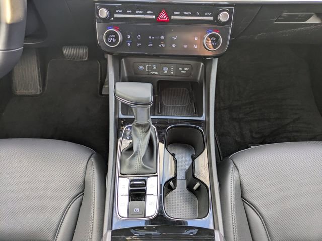 Certified 2025 Hyundai Santa Cruz Limited image 18