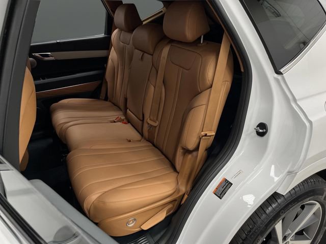 Used 2025 Genesis GV80 2.5T Advanced image 33