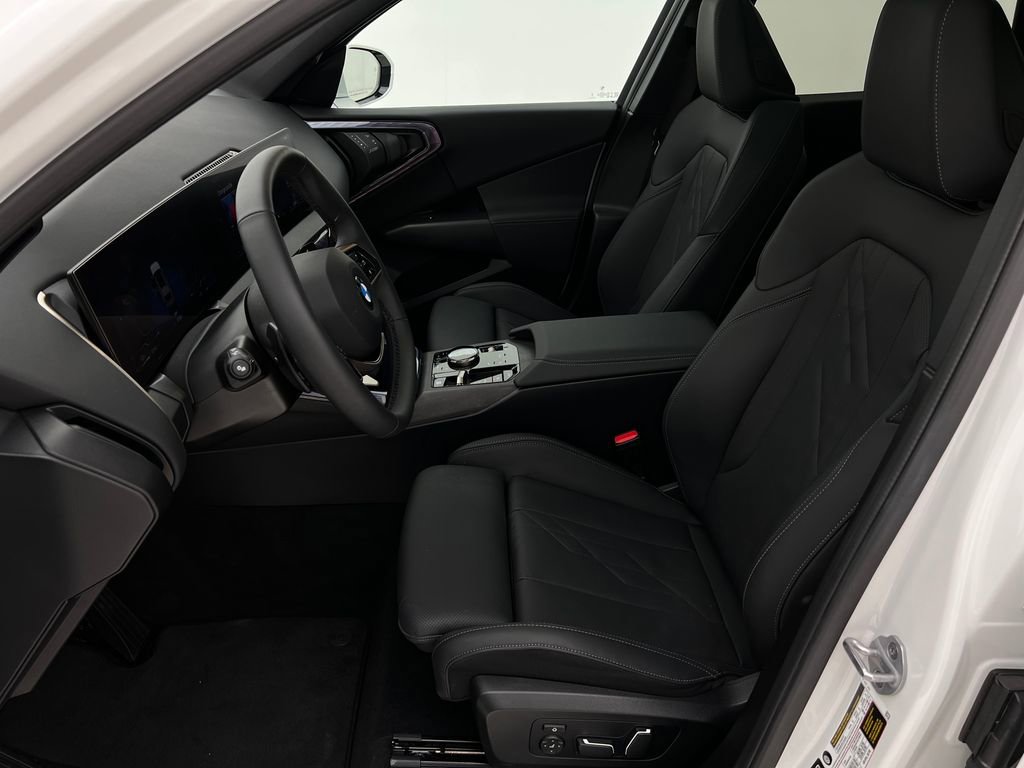 Certified 2025 BMW X3 xDrive30i w/ Convenience Package AWD/4WD image 11