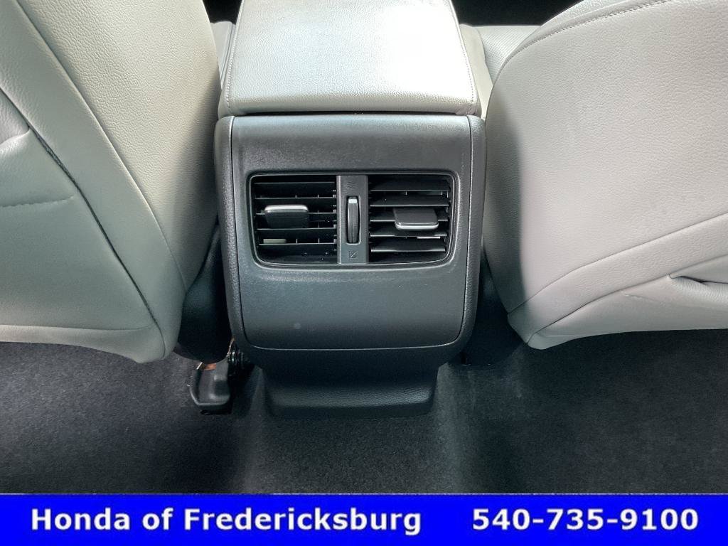 Used 2018 Honda Accord Touring image 40