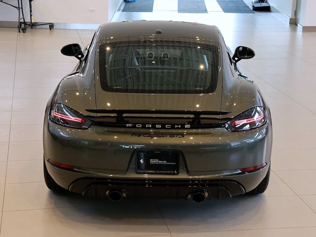 Used 2025 Porsche 718 Cayman GTS RWD image 19