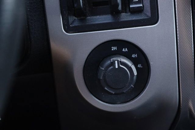 Used 2017 Ford Expedition EL XLT w/ Equipment Group 201A AWD/4WD image 21