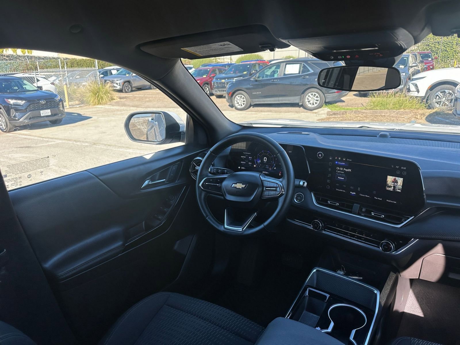 Used 2025 Chevrolet Equinox LT image 33