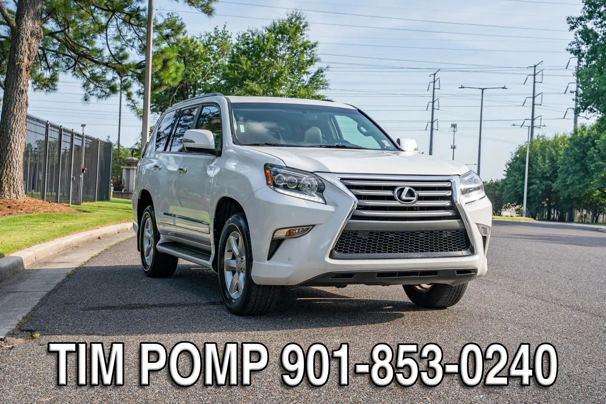 Used 2017 Lexus GX 460 w/ Navigation Package AWD/4WD image 3
