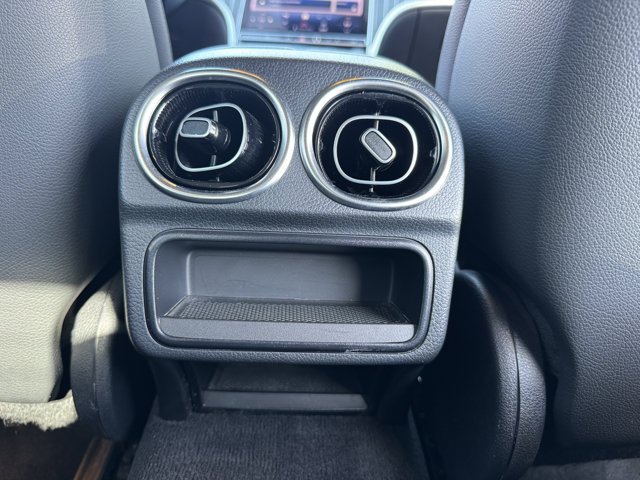 Used 2024 Mercedes-Benz C 300 4MATIC Sedan image 9