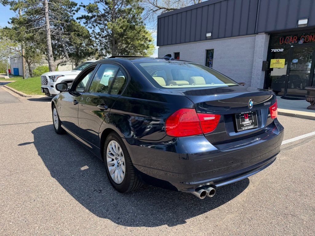 Used 2009 BMW 328i xDrive Sedan AWD/4WD image 14