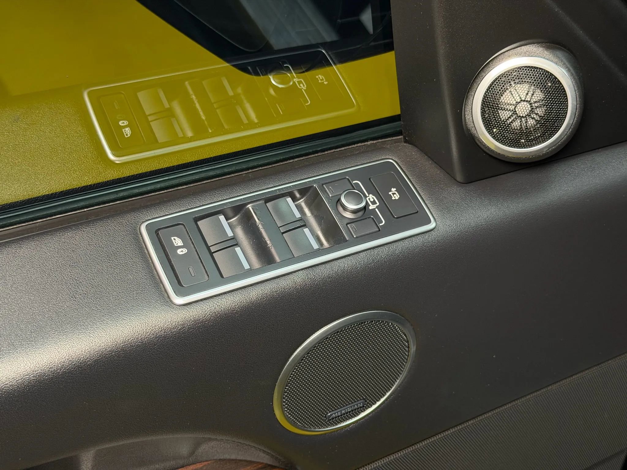 Used 2017 Land Rover Range Rover Sport Utility 4D image 32