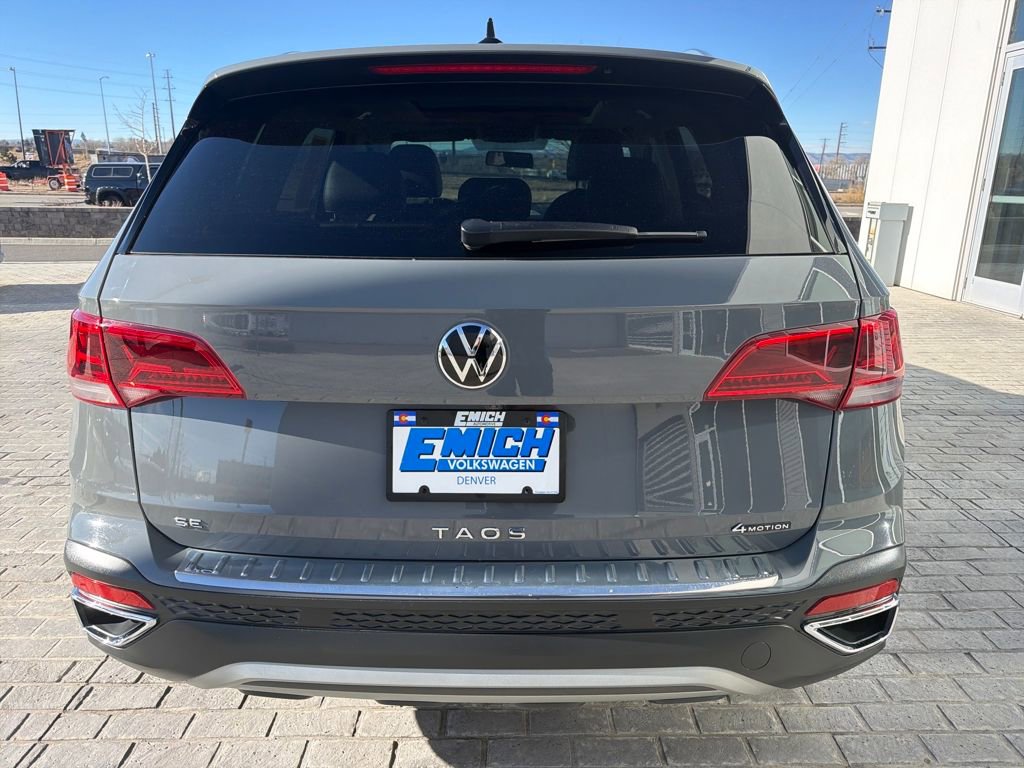 Certified 2022 Volkswagen Taos SE w/ Panoramic Sunroof Package image 6