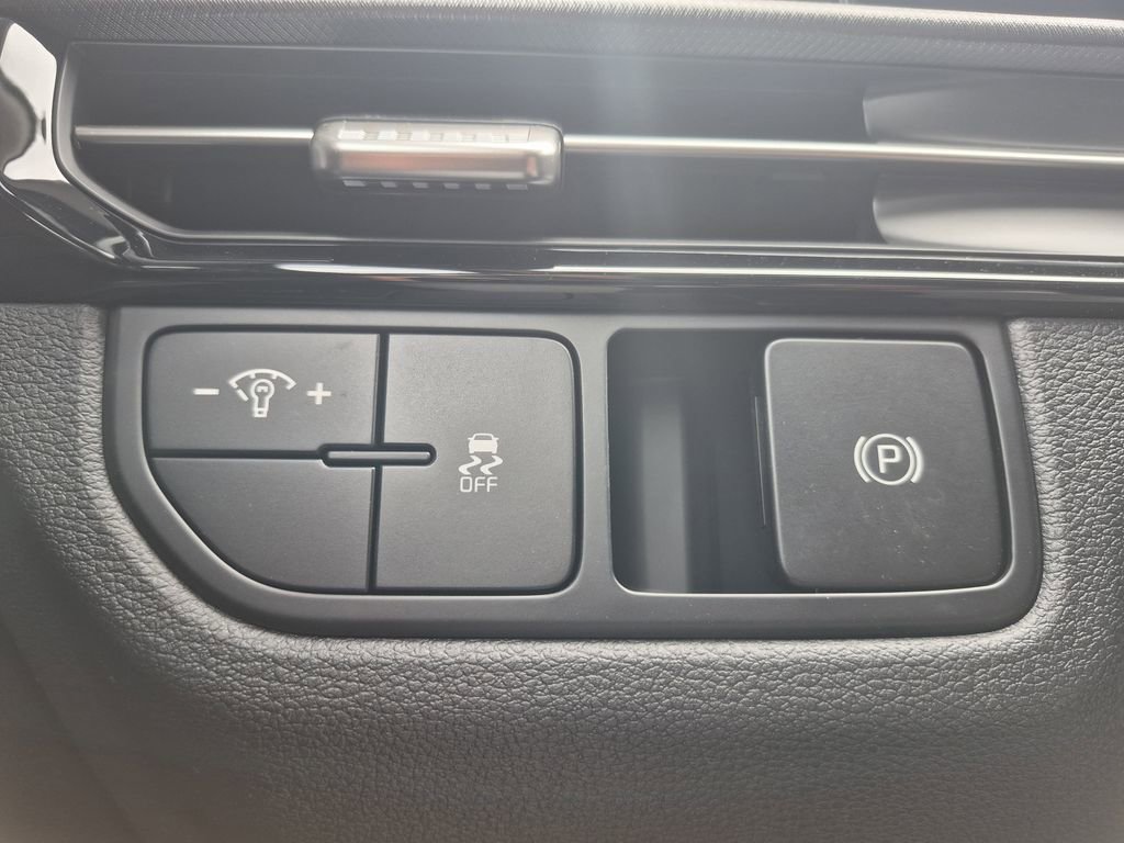 New 2026 Kia Sportage LX AWD/4WD image 25