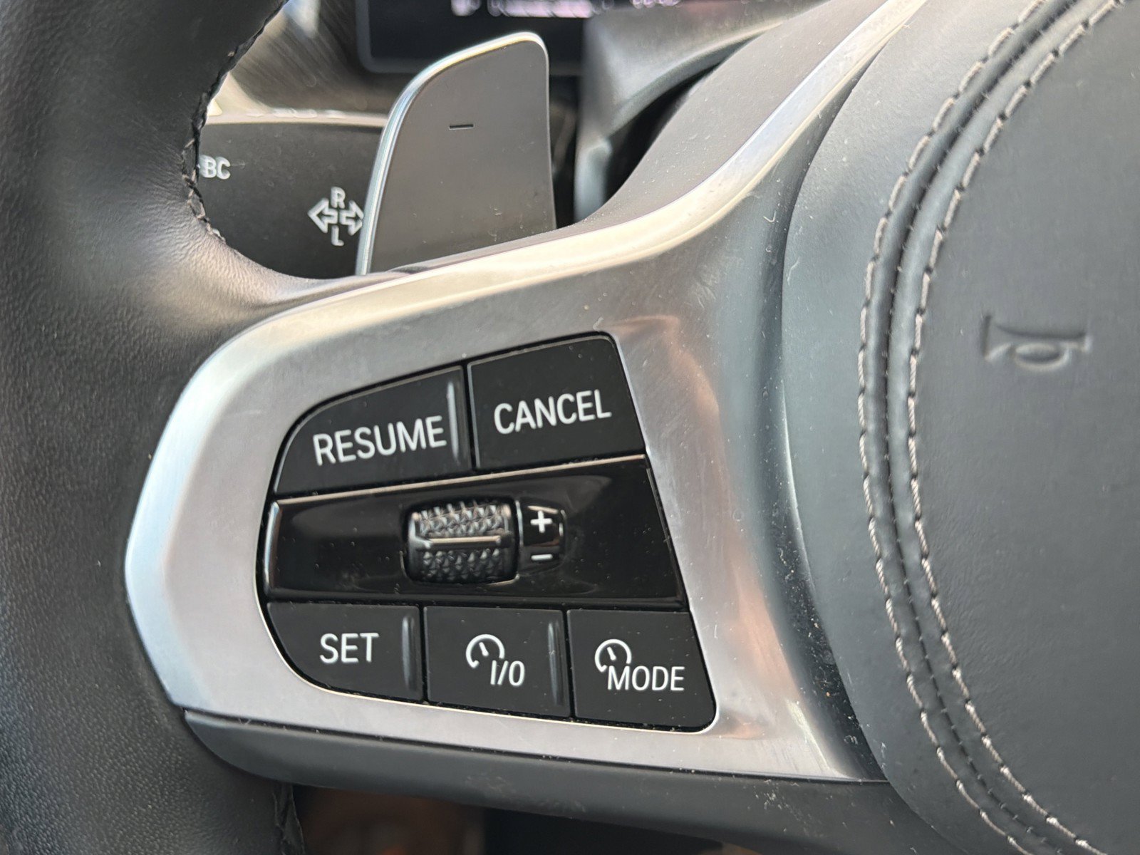 Certified 2026 BMW X6 xDrive40i AWD/4WD image 32