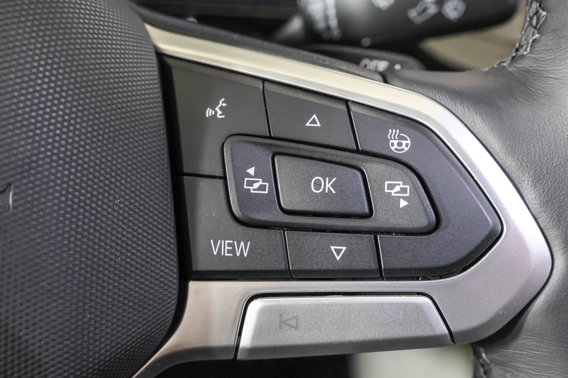 New 2026 Volkswagen Atlas SEL Premium R-Line image 26